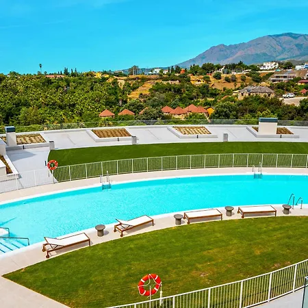 Mediterranean Vanian Views Penthouse * Estepona