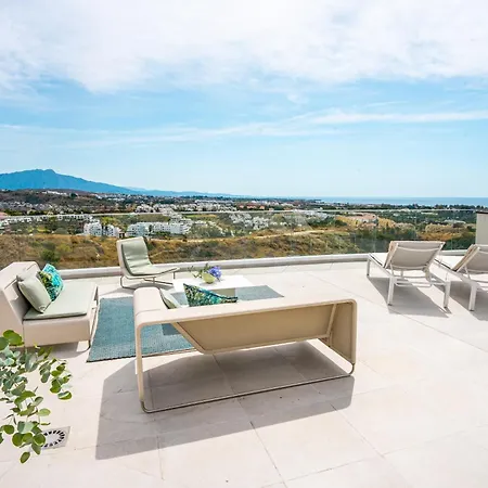 Mediterranean Vanian Views Penthouse Apartamento Estepona