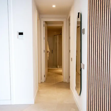 Mediterranean Vanian Views Penthouse *