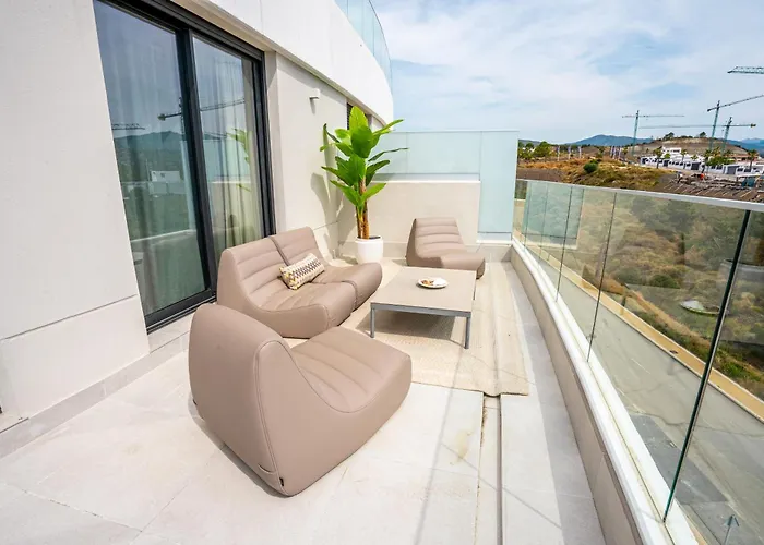 Mediterranean Vanian Views Penthouse *