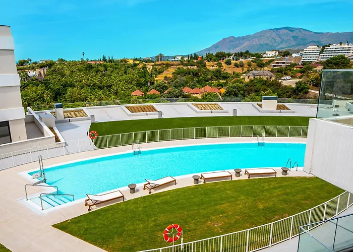 Mediterranean Vanian Views Penthouse * Estepona