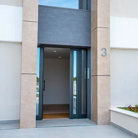 Mediterranean Vanian Views Penthouse Apartamento *